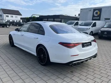Mercedes-Benz S 63 AMG E Performance lang 21