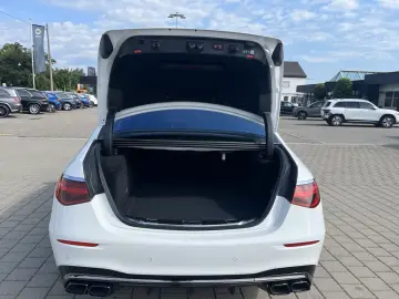 Mercedes-Benz S 63 AMG E Performance lang 21
