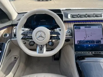 Mercedes-Benz S 63 AMG E Performance lang 21