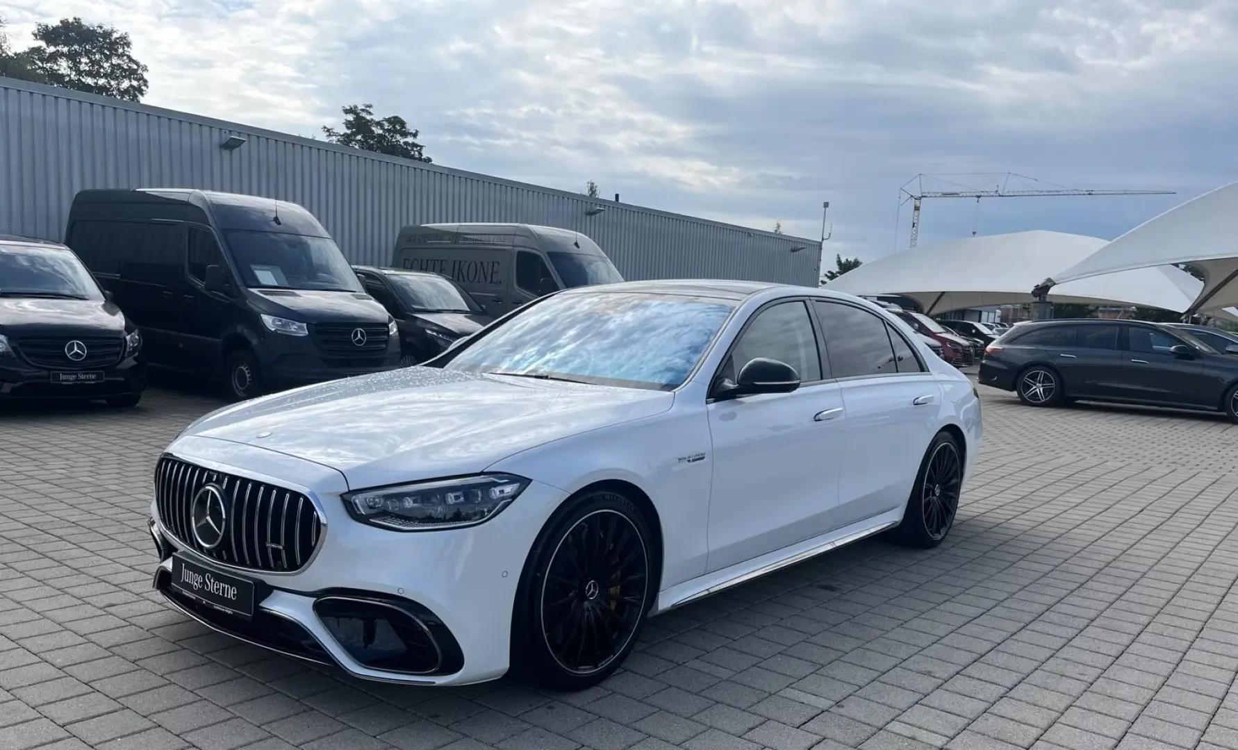 Mercedes-Benz S 63 AMG E Performance lang 21