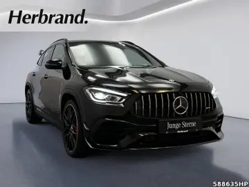 GLA 45 AMG S 4MATIC+  Night Panorama 21