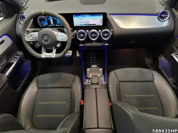 GLA 45 AMG S 4MATIC+  Night Panorama 21