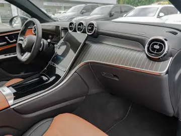 GLC 300 d 4M Coupe AMG-Sport/Pano/Ventilation/20