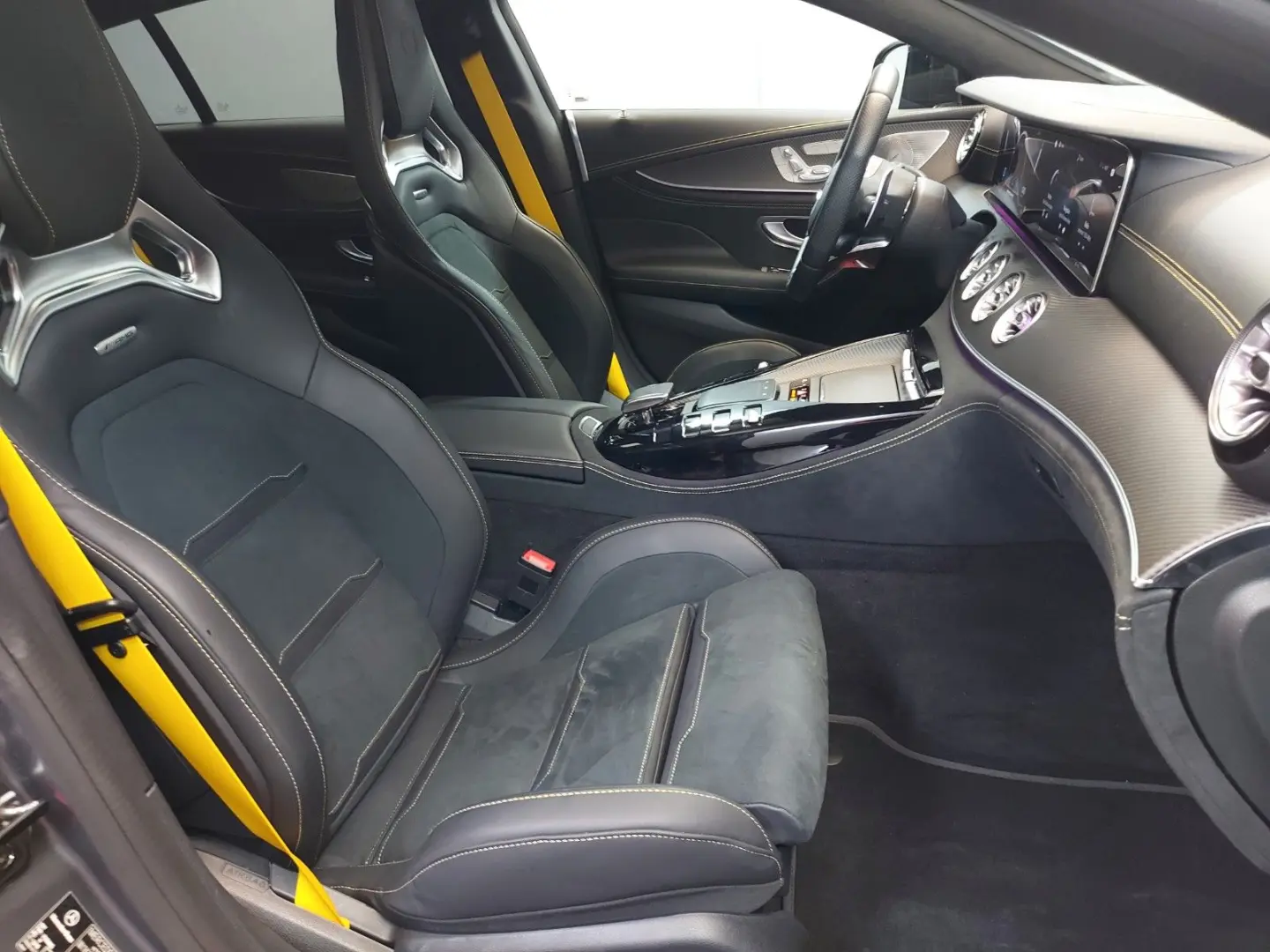 GT 63 S 4M+ *KERAMIK*CARBON*PANORAMA*VOLL*