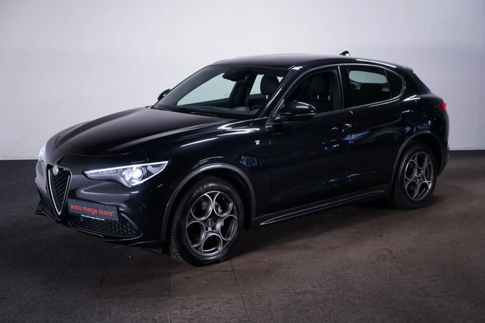 Stelvio 2.0 TI Q4 AT8*Memory*ACC*Bi-Xenon*Kamera