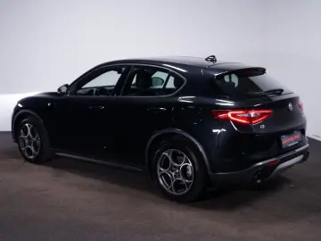 Stelvio 2.0 TI Q4 AT8*Memory*ACC*Bi-Xenon*Kamera