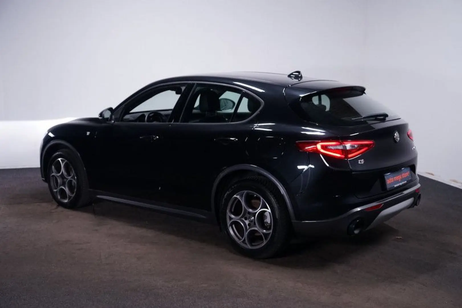 Stelvio 2.0 TI Q4 AT8*Memory*ACC*Bi-Xenon*Kamera
