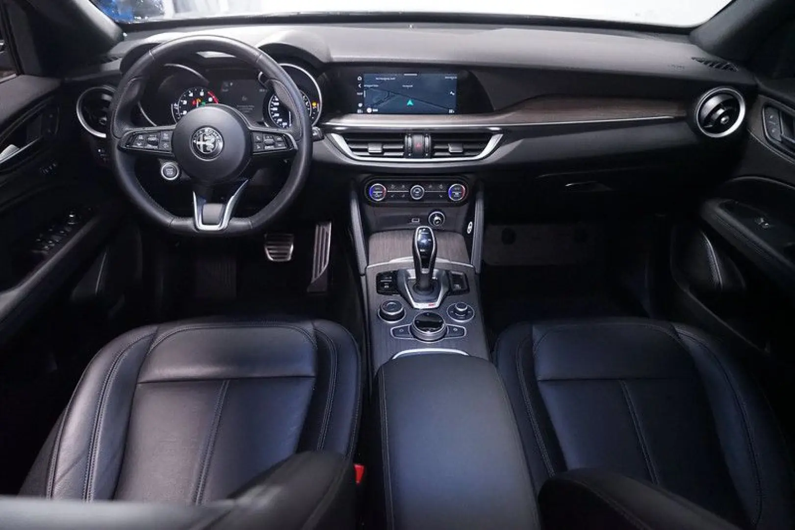 Stelvio 2.0 TI Q4 AT8*Memory*ACC*Bi-Xenon*Kamera