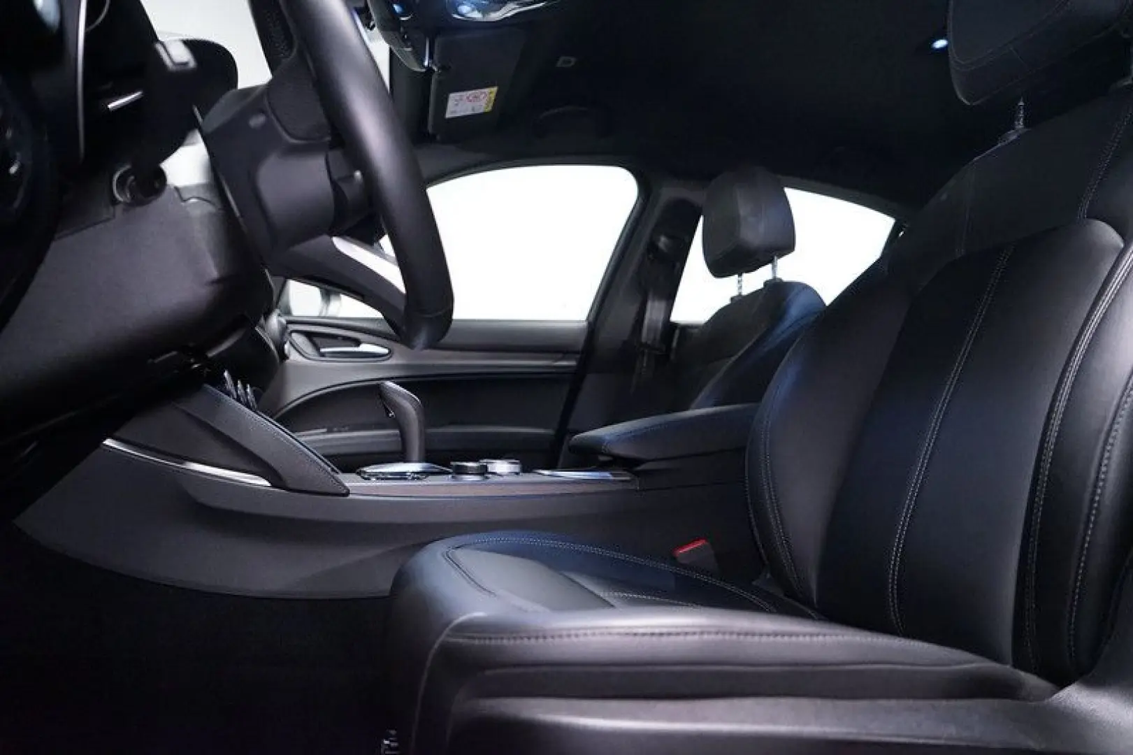 Stelvio 2.0 TI Q4 AT8*Memory*ACC*Bi-Xenon*Kamera