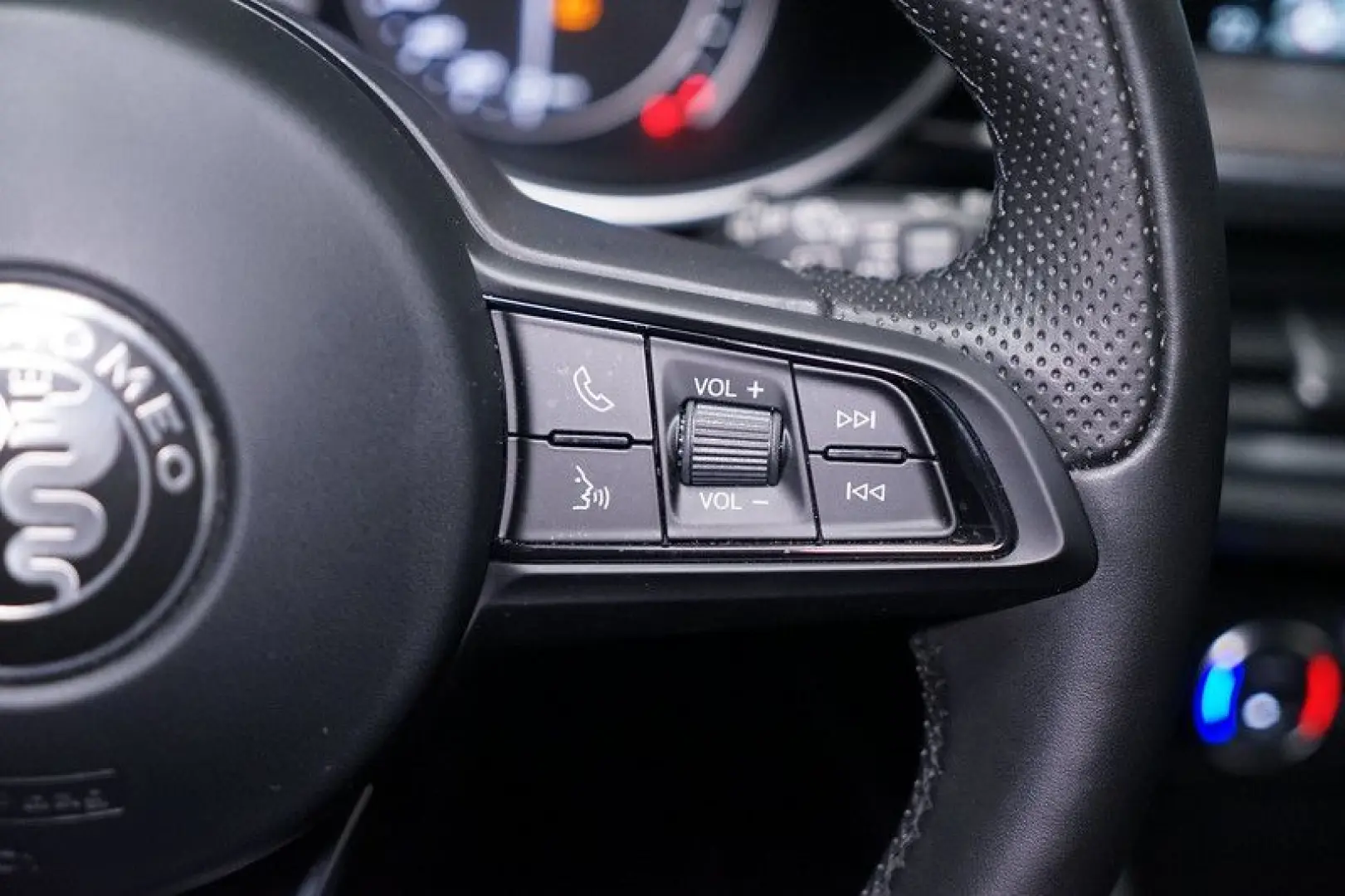 Stelvio 2.0 TI Q4 AT8*Memory*ACC*Bi-Xenon*Kamera
