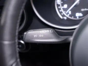 Stelvio 2.0 TI Q4 AT8*Memory*ACC*Bi-Xenon*Kamera