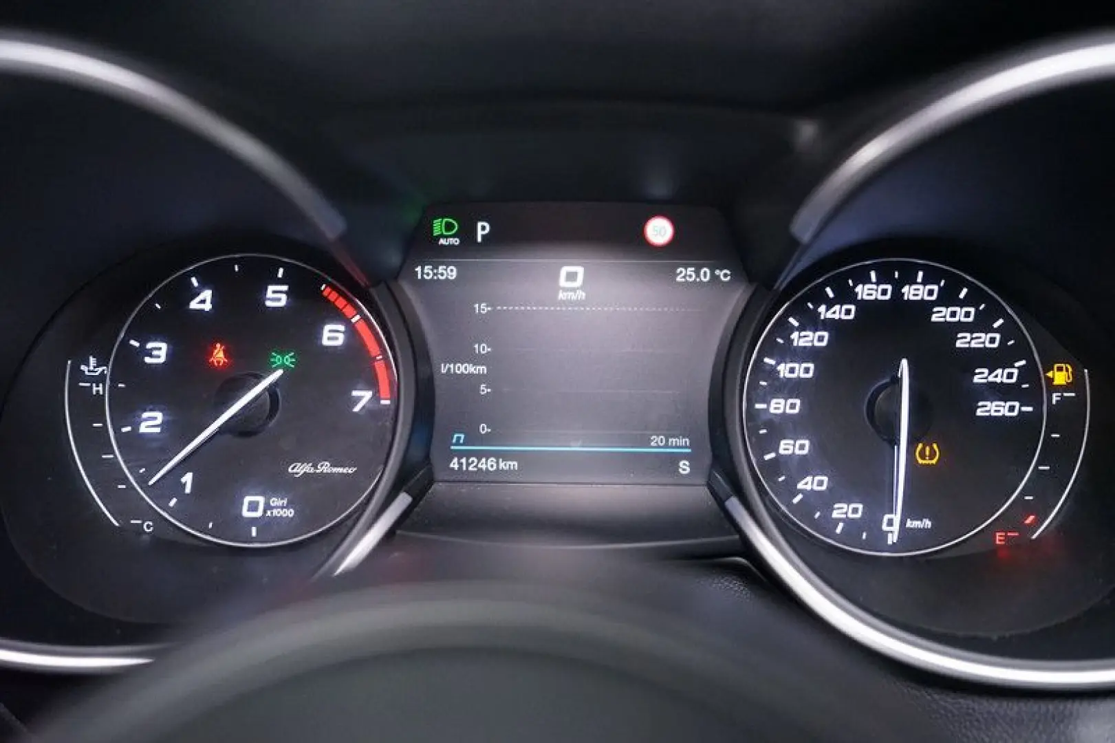 Stelvio 2.0 TI Q4 AT8*Memory*ACC*Bi-Xenon*Kamera