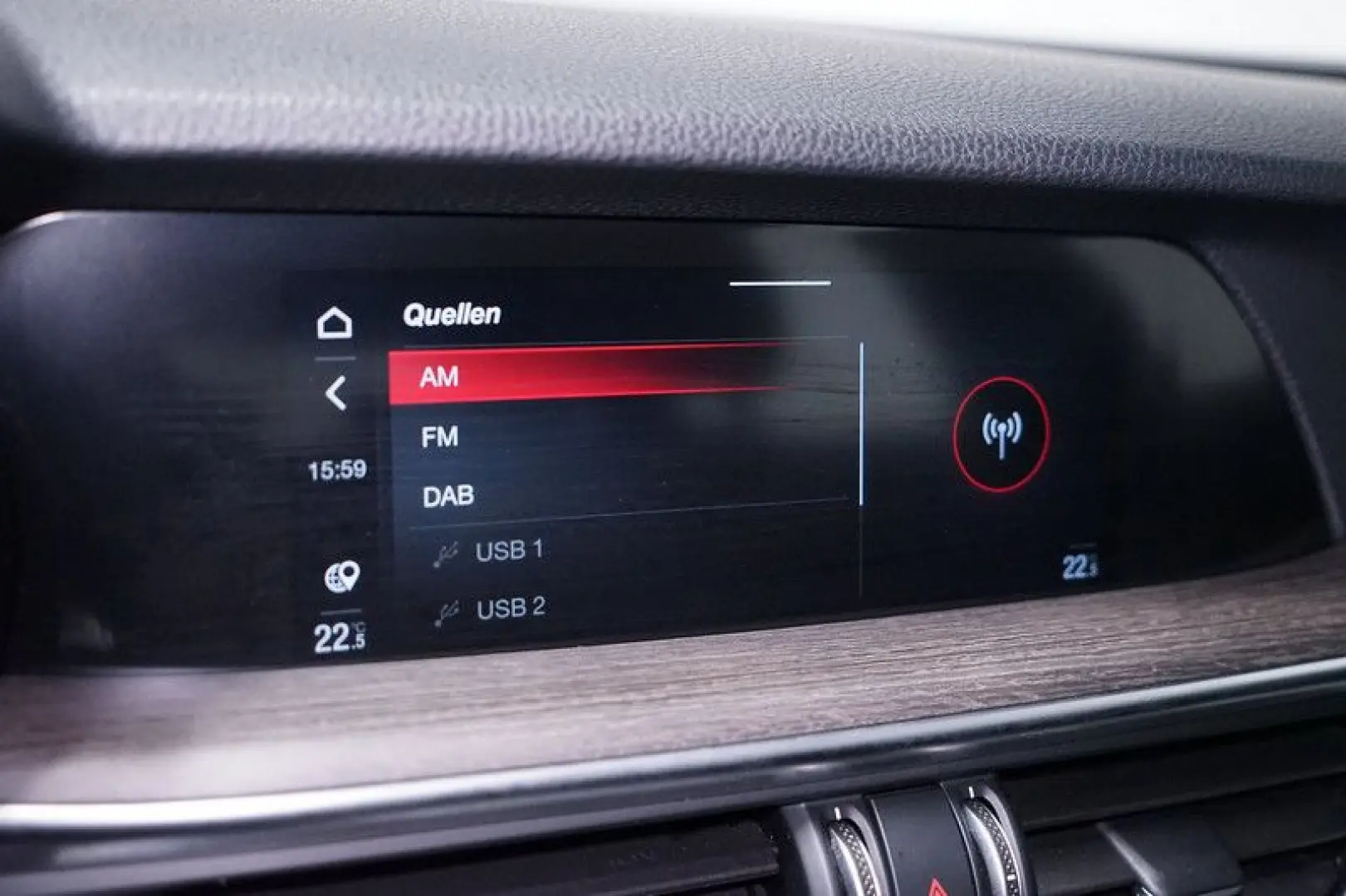 Stelvio 2.0 TI Q4 AT8*Memory*ACC*Bi-Xenon*Kamera