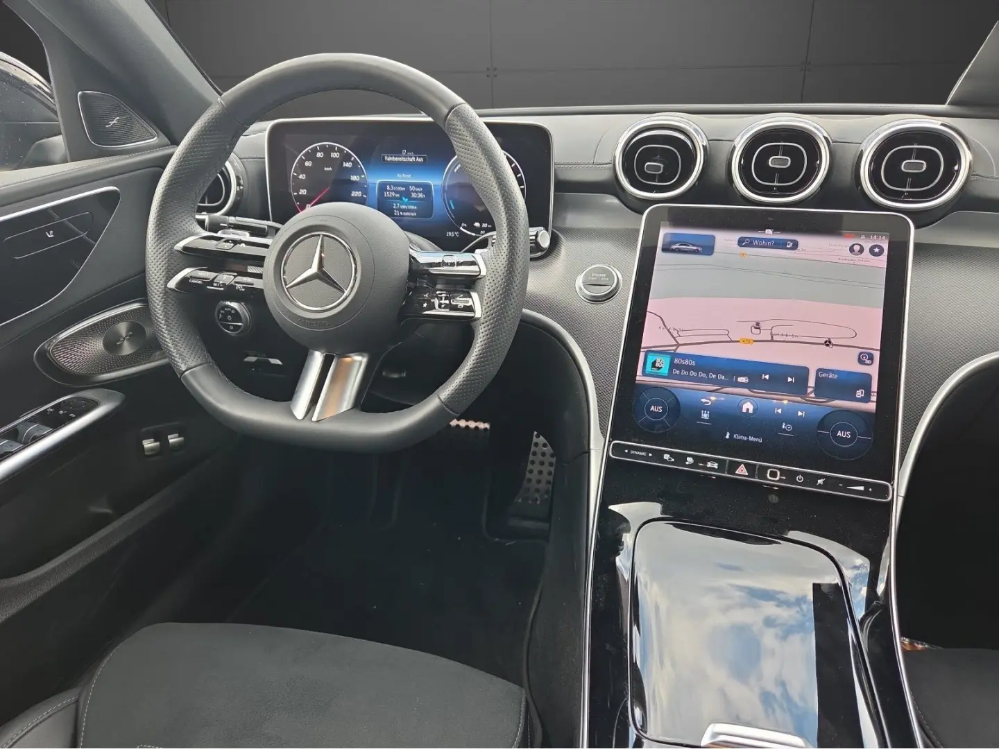 C 300 e AMG ADV+NIGHT+BURMESTER+360°+DISTR+WI-PA