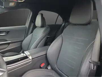 C 300 e AMG ADV+NIGHT+BURMESTER+360°+DISTR+WI-PA