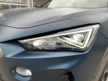 Formentor VZ 2.0 TSI 4D DSG LED+NAV+ACC+SHZ+PANO