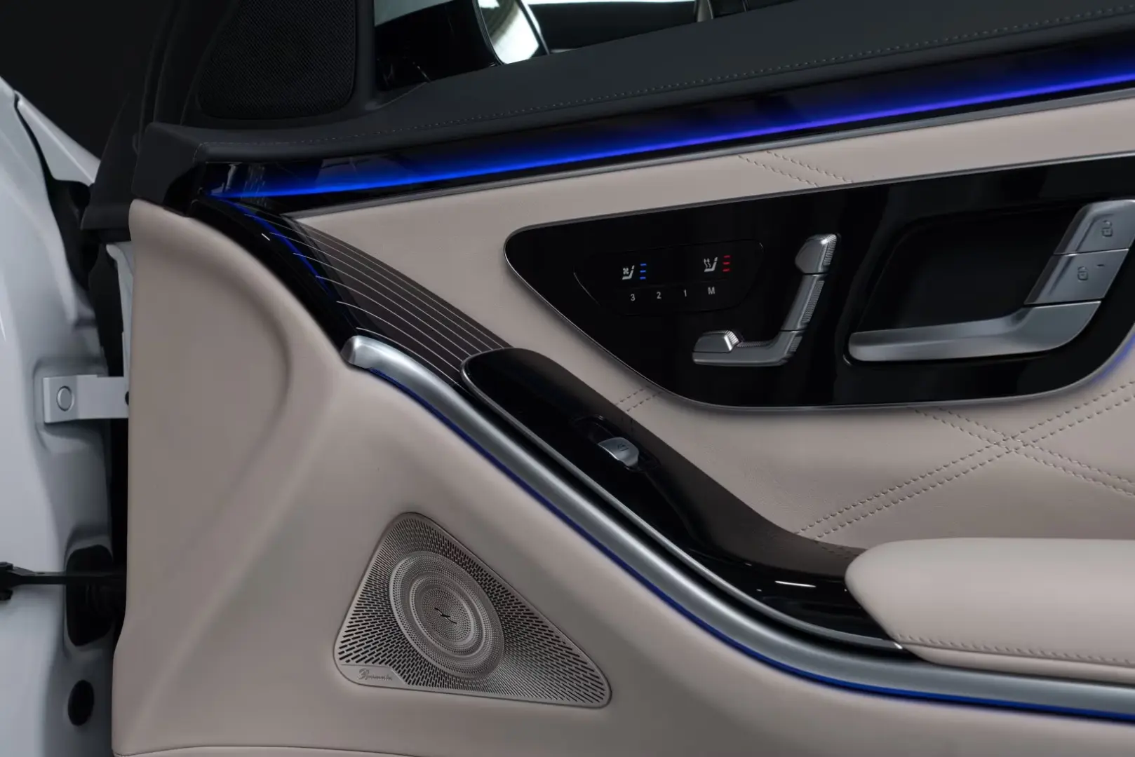 Mercedes-Benz S 63 AMG Fond Entertainment