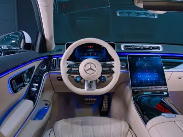 Mercedes-Benz S 63 AMG Fond Entertainment