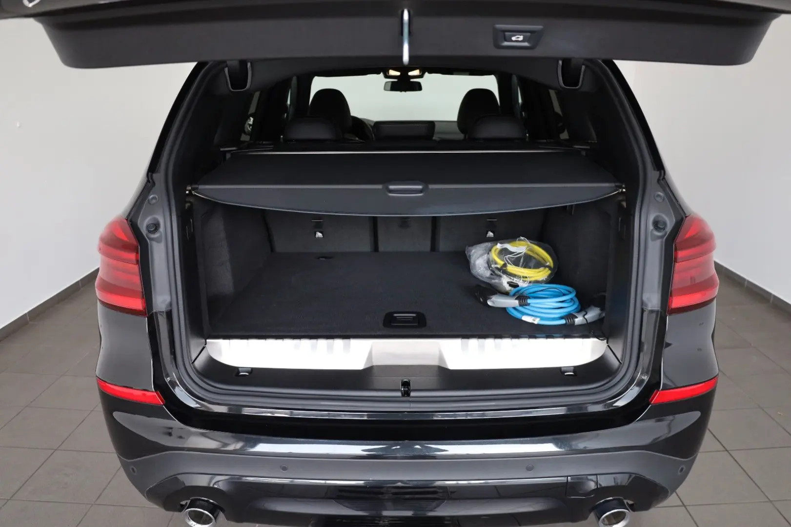 X3 xDrive 30 e Advantage,Leder,Navi,Head-Up, AHK