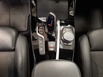X3 xDrive 30e Advantage Sport.Steptronic HeadUp