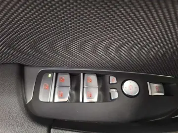 X3 xDrive 30e Advantage Sport.Steptronic HeadUp