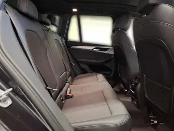 X3 xDrive 30e Advantage Sport.Steptronic HeadUp