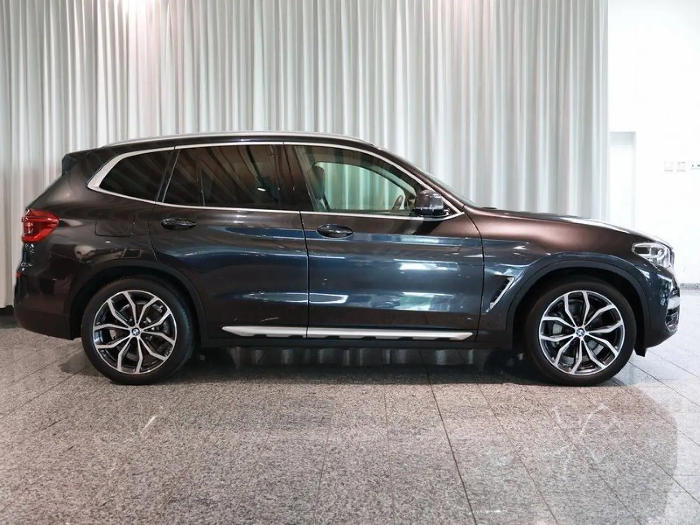 X3 xDrive30e xLine Head-Up HiFi DAB LED WLAN