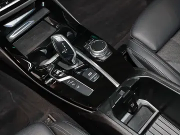 X3 xDrive30e xLine Head-Up HiFi DAB LED WLAN
