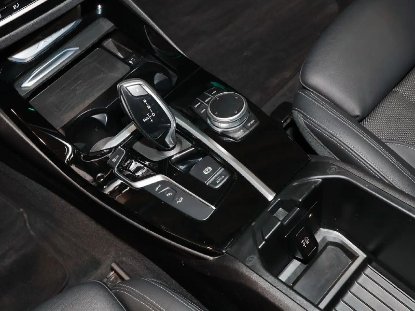 X3 xDrive30e xLine Head-Up HiFi DAB LED WLAN