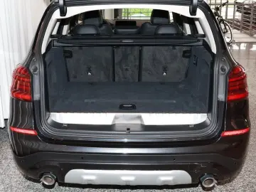 X3 xDrive30e xLine Head-Up HiFi DAB LED WLAN