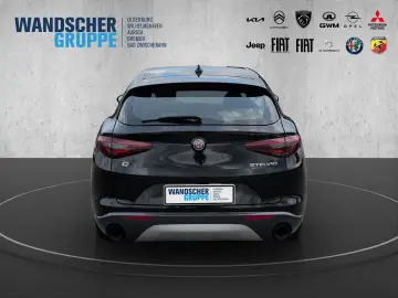 Stelvio 2.0 Turbo Ti Q4 *LENKRADHEIZUNG*KEYLESS*
