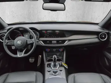 Stelvio 2.0 Turbo Ti Q4 *LENKRADHEIZUNG*KEYLESS*