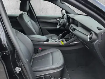 Stelvio 2.0 Turbo Ti Q4 *LENKRADHEIZUNG*KEYLESS*