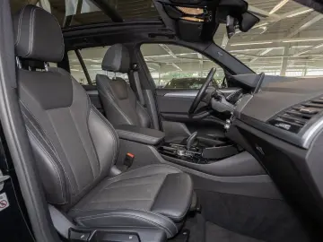 X3 xDrive30e Advantage Head-Up