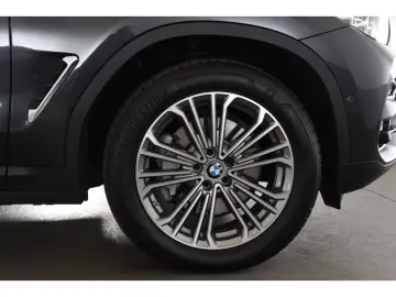 X3 xDrive 30e Luxury Line Anhängerkupplung Panor
