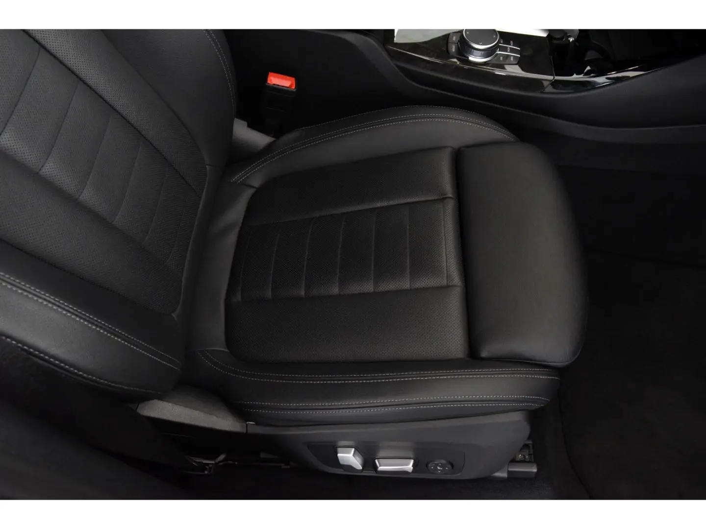 X3 xDrive 30e Luxury Line Anhängerkupplung Panor