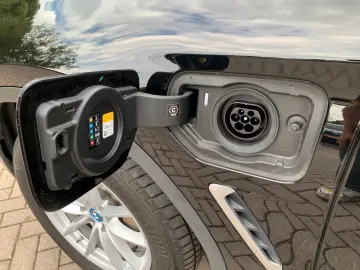 X3 xDrive 30e LiveCockpitProf+HIFI+ACC+Leder