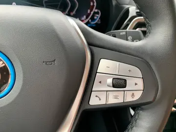 X3 xDrive 30e LiveCockpitProf+HIFI+ACC+Leder