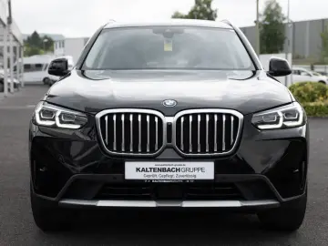 X3 xDrive 30e AHK LED ACC W-LAN NAVI KAMERA SHZ