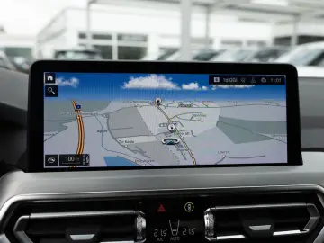 X3 xDrive 30e AHK LED ACC W-LAN NAVI KAMERA SHZ