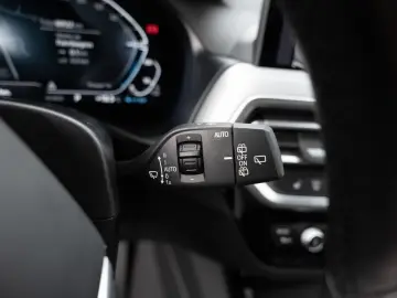 X3 xDrive 30e AHK LED ACC W-LAN NAVI KAMERA SHZ