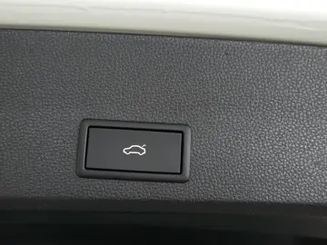 Ateca 2.0 TSI VZ 4Drive DSG |LED|ACC|SPUR|BEATS|