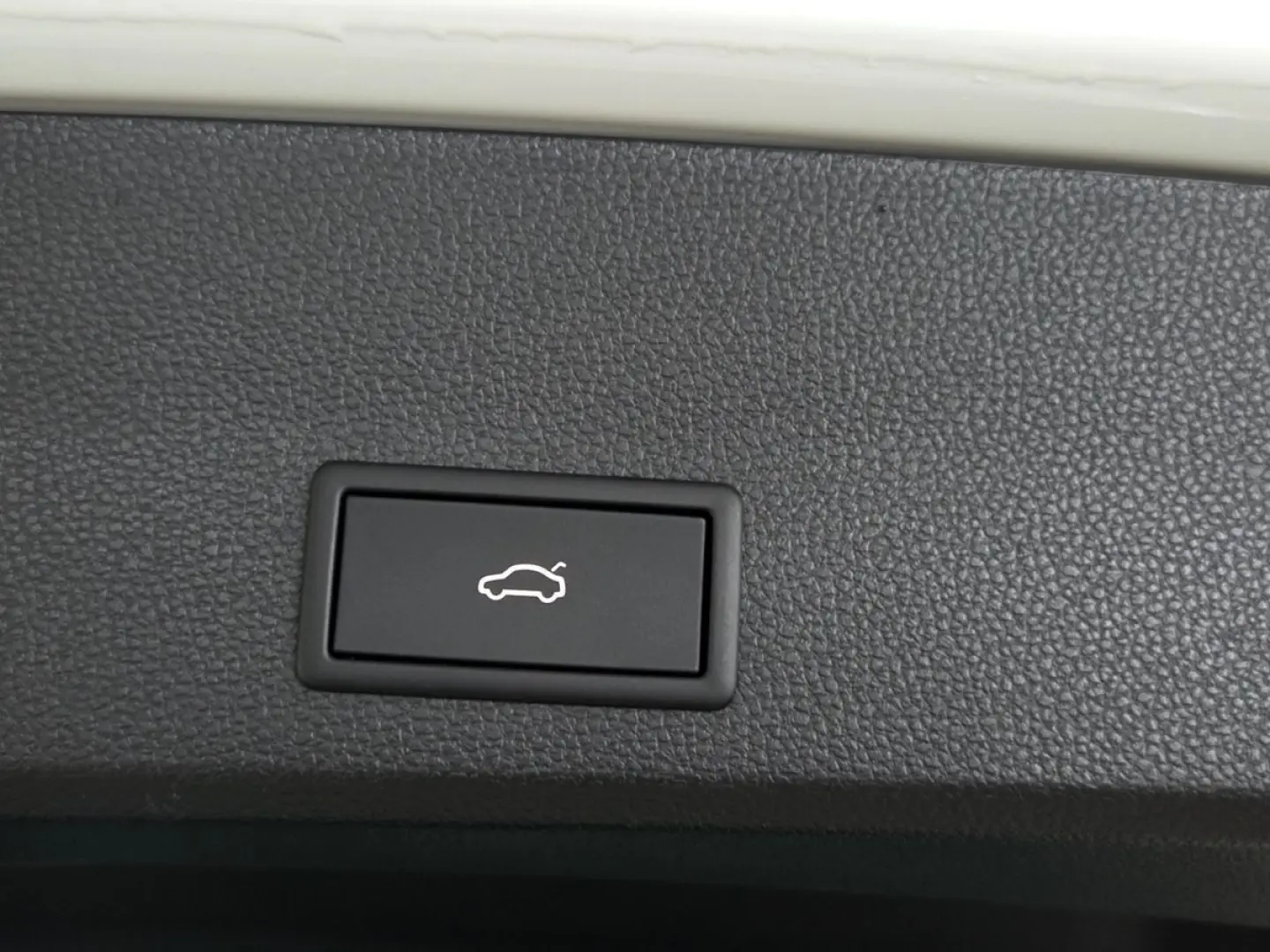 Ateca 2.0 TSI VZ 4Drive DSG |LED|ACC|SPUR|BEATS|