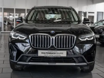 X3 xDrive 30e FACEL. AHK LED W-LAN NAVI KAMERA