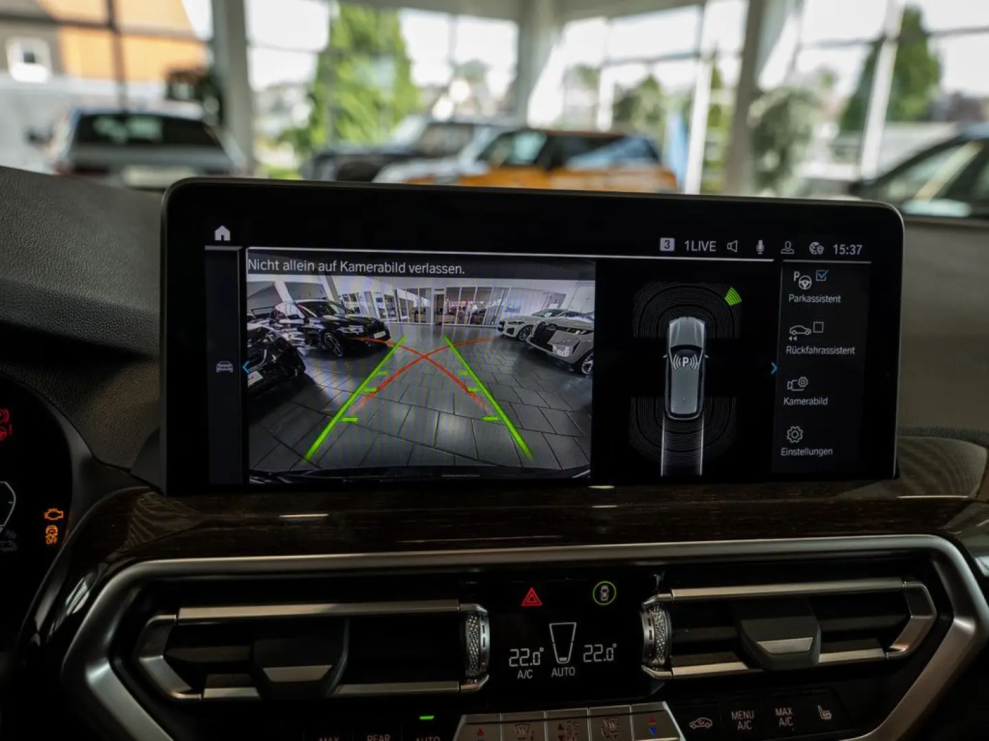X3 xDrive 30e FACEL. AHK LED W-LAN NAVI KAMERA