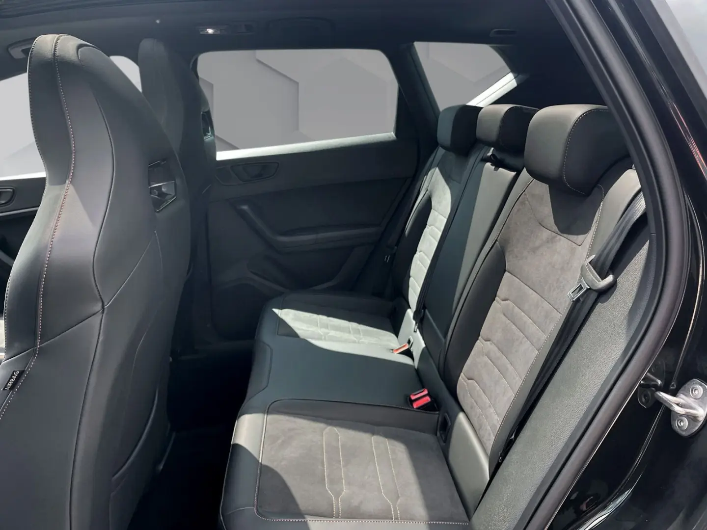 Ateca 2.0 TSI DSG 4Drive Navi Panoramadach