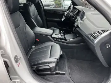 X3 xDrive20i M Sport Aut. RFK NAVI LED PDC V+H D