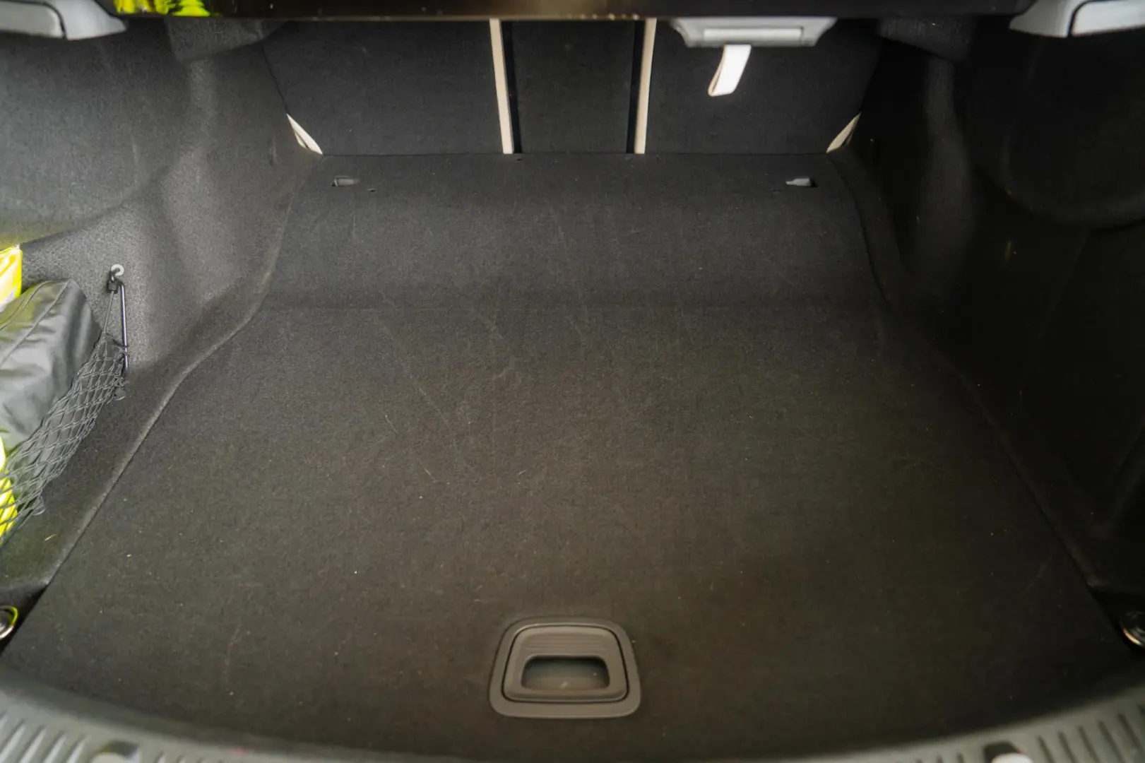 Mercedes-Benz E 4MATIC 9G-TRONIC