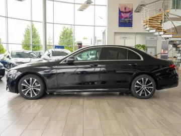 Mercedes-Benz E-Class 4MATIC 9G-TRONIC