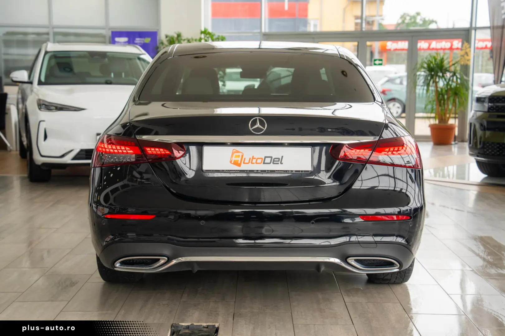 Mercedes-Benz E-Class 4MATIC 9G-TRONIC